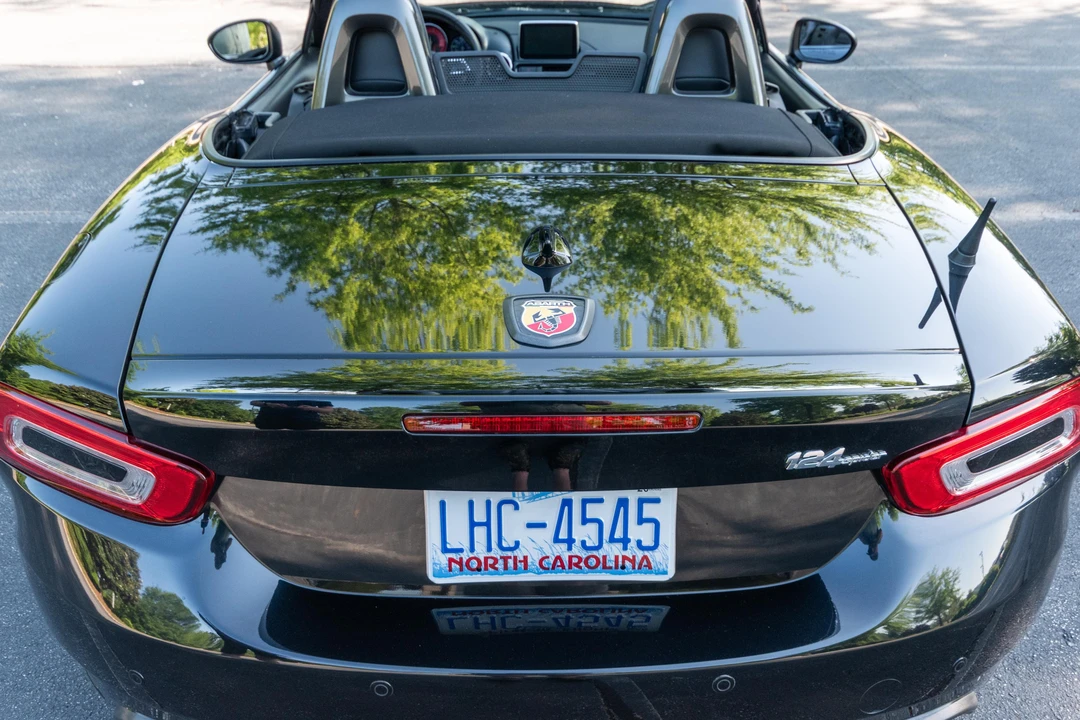 2019 Fiat 124 Spider - Image 31 of 31
