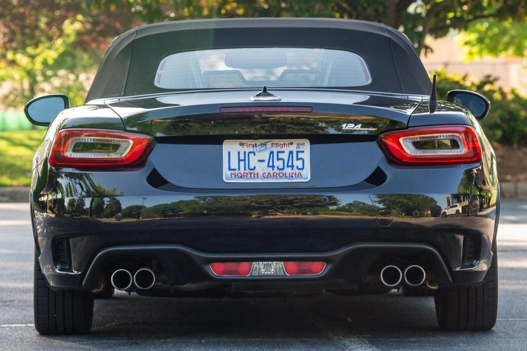 2019 Fiat 124 Spider - Image 5 of 31