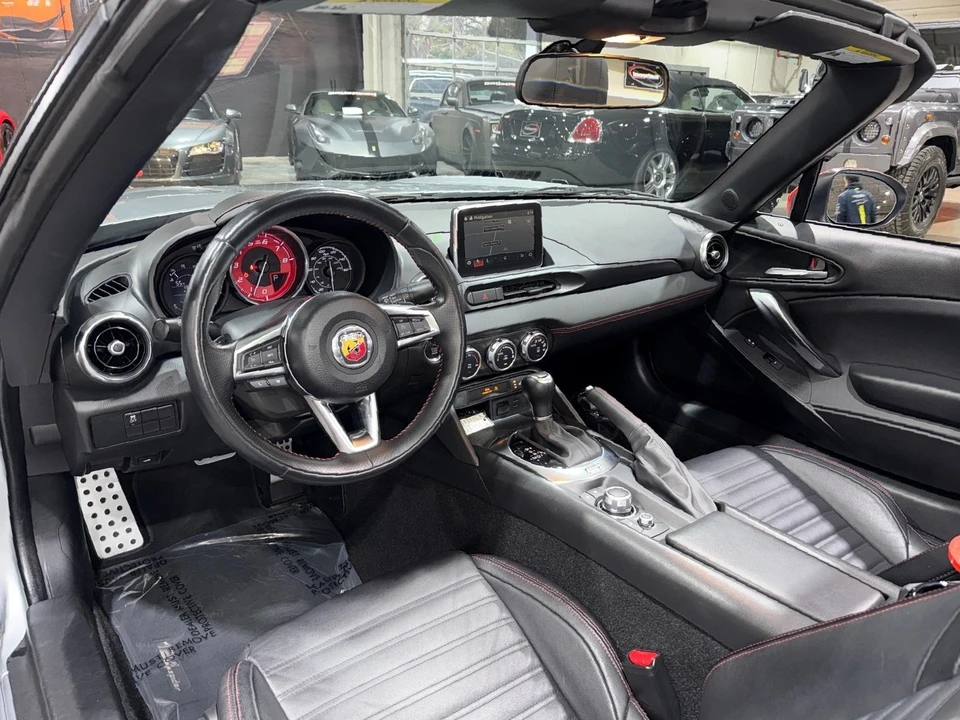 2019 Fiat 124 Spider - Image 7 of 12
