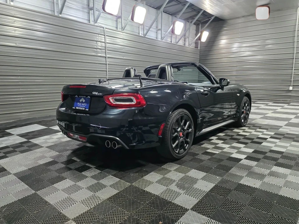 2019 Fiat 124 Spider - Image 5 of 12