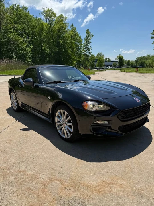 2019 Fiat 124 Spider - Image 4 of 19