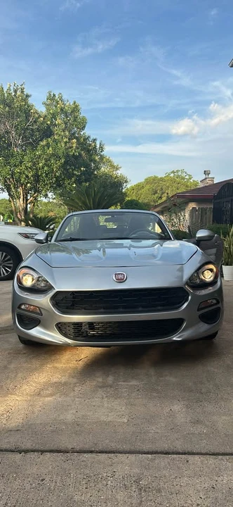 2019 Fiat 124 Spider - Image 17 of 20