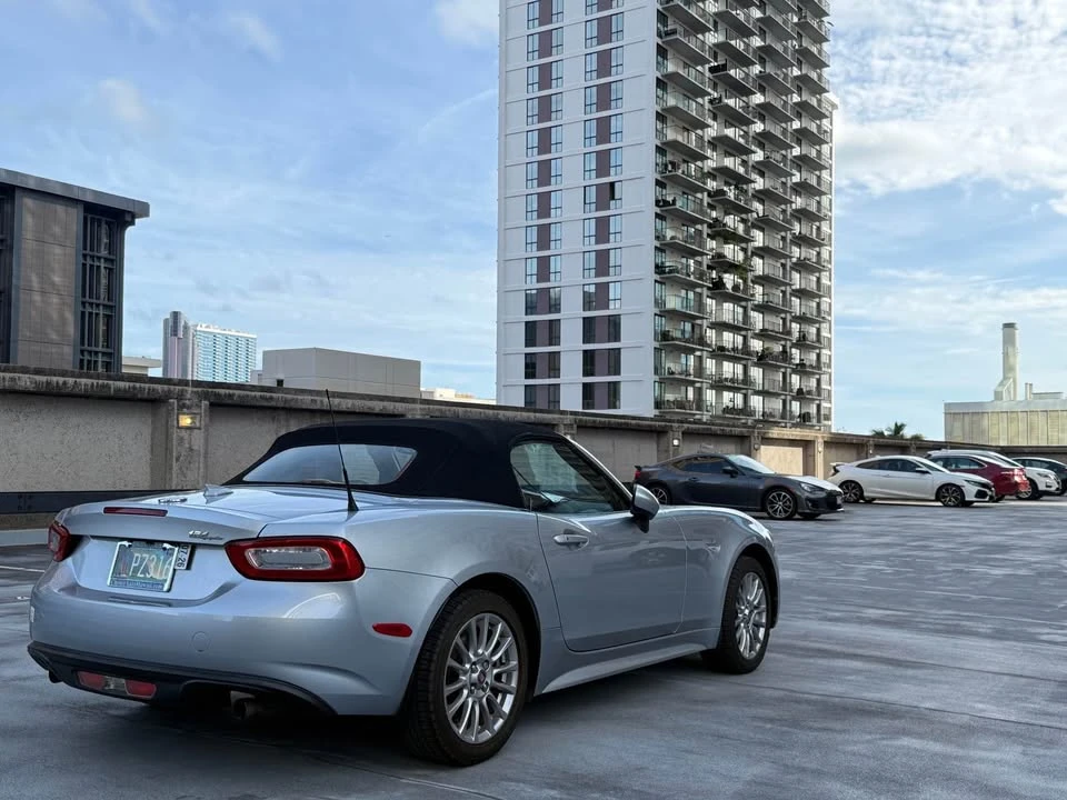 2019 Fiat 124 Spider - Image 7 of 16