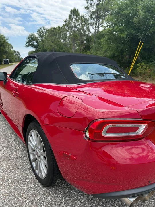 2019 Fiat 124 Spider - Image 7 of 11