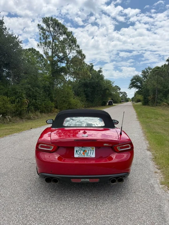 2019 Fiat 124 Spider - Image 4 of 11