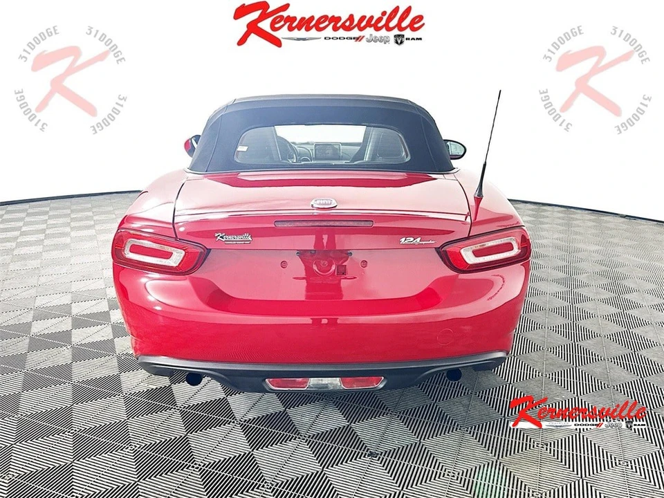2019 Fiat 124 Spider - Image 6 of 12