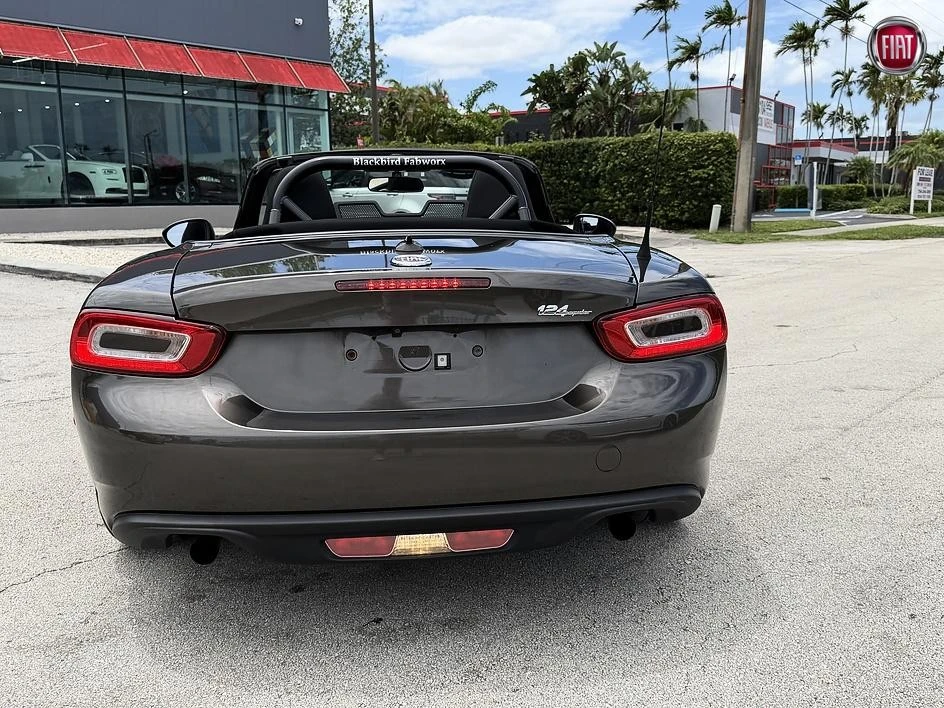 2019 Fiat 124 Spider - Image 24 of 31