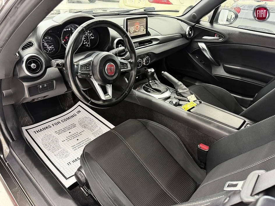 2019 Fiat 124 Spider - Image 28 of 31