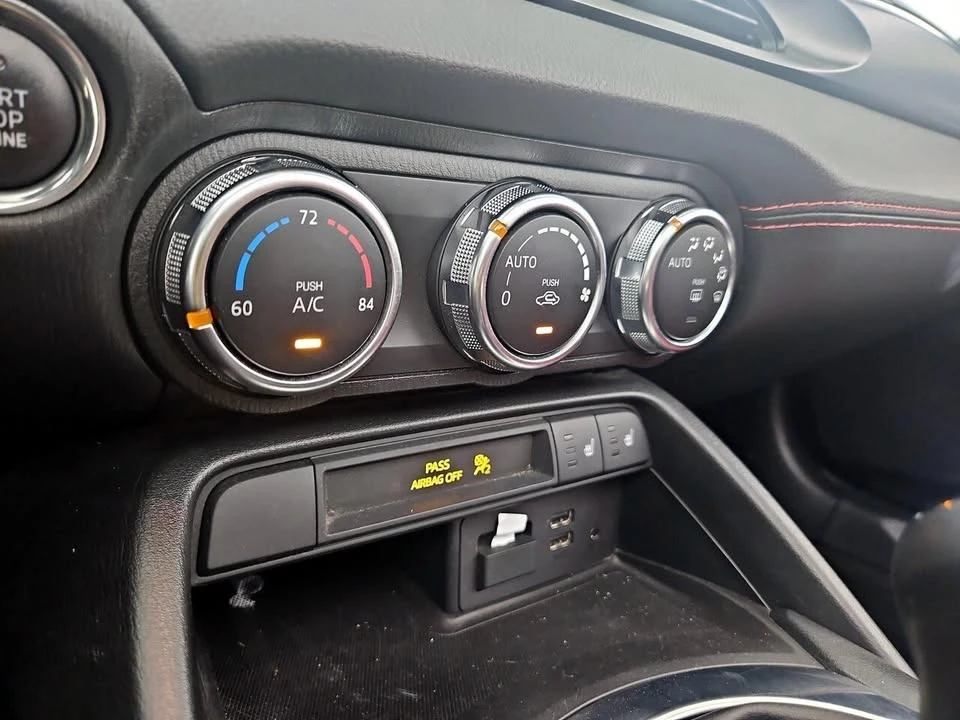 2019 Fiat 124 Spider - Image 17 of 20
