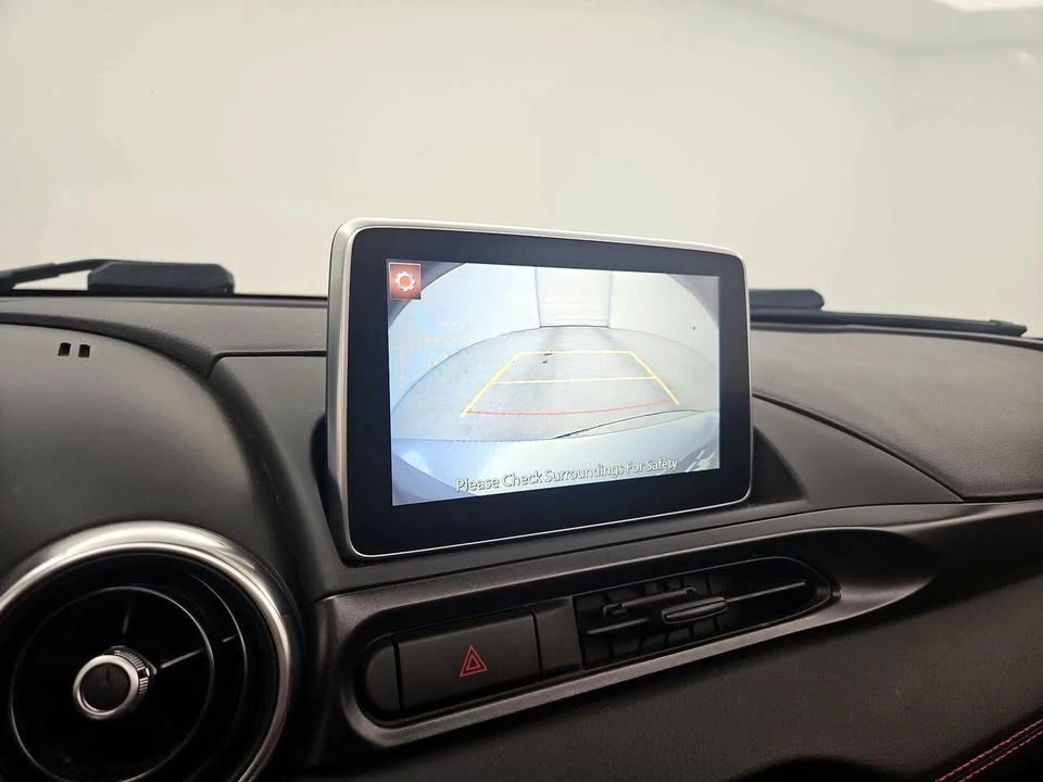 2019 Fiat 124 Spider - Image 15 of 20