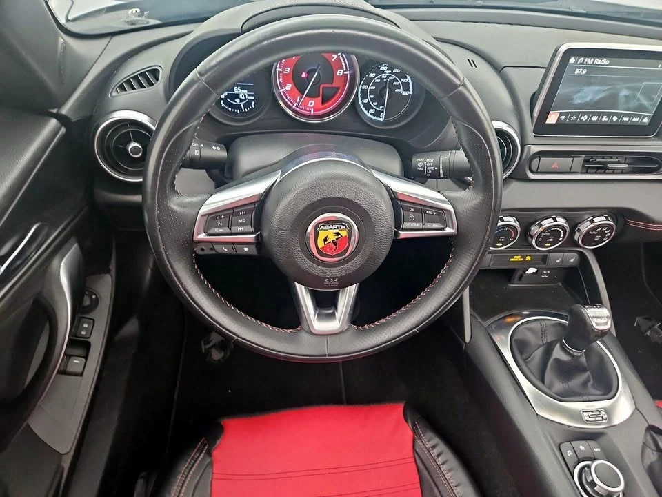 2019 Fiat 124 Spider - Image 11 of 20