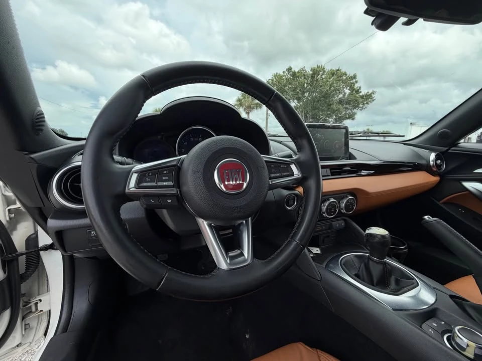 2019 Fiat 124 Spider - Image 14 of 20