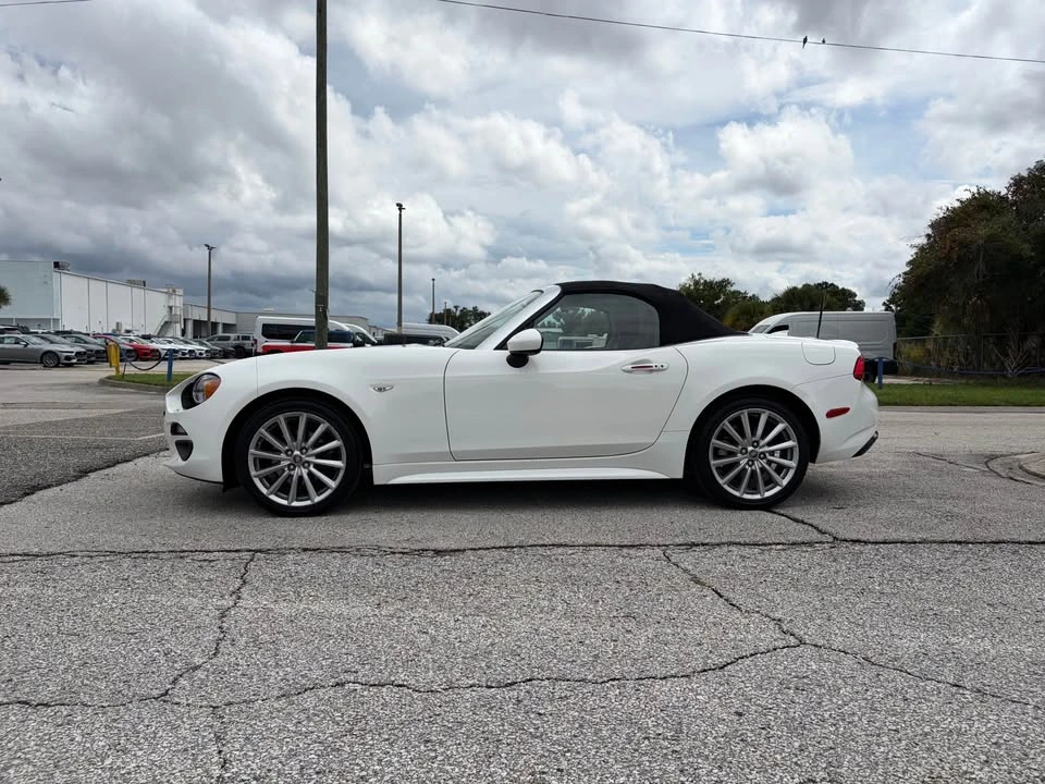 2019 Fiat 124 Spider - Image 8 of 20