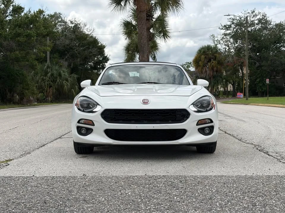 2019 Fiat 124 Spider - Image 2 of 20