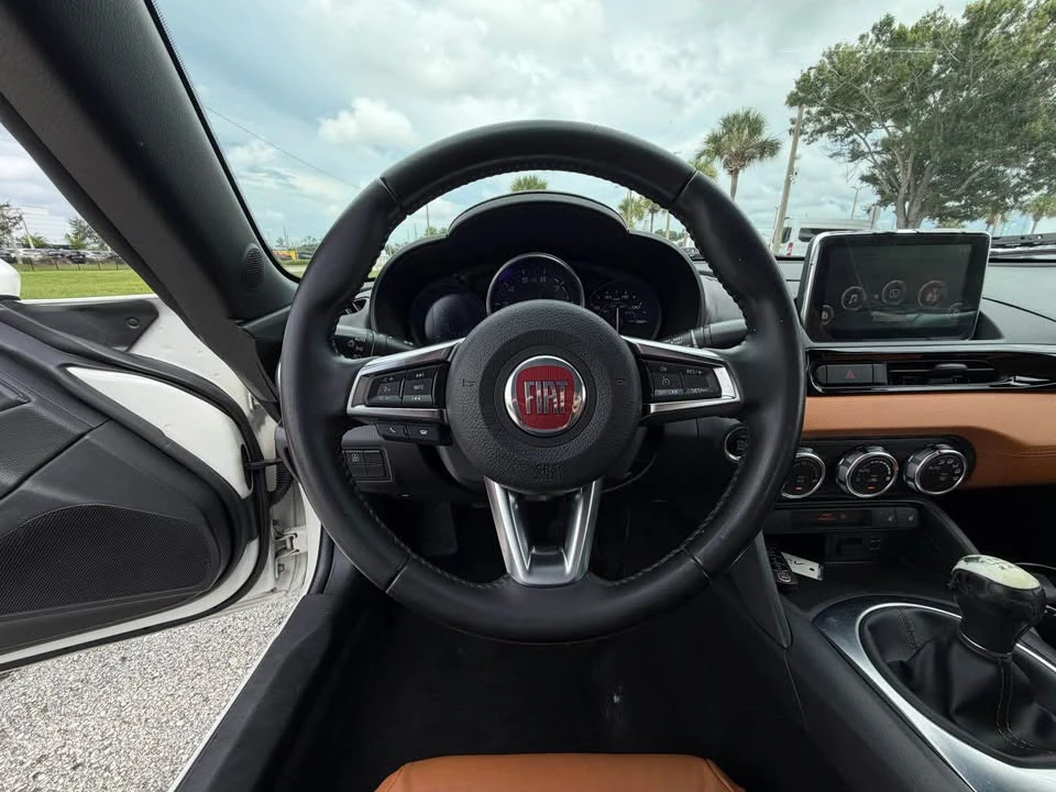 2019 Fiat 124 Spider - Image 13 of 20