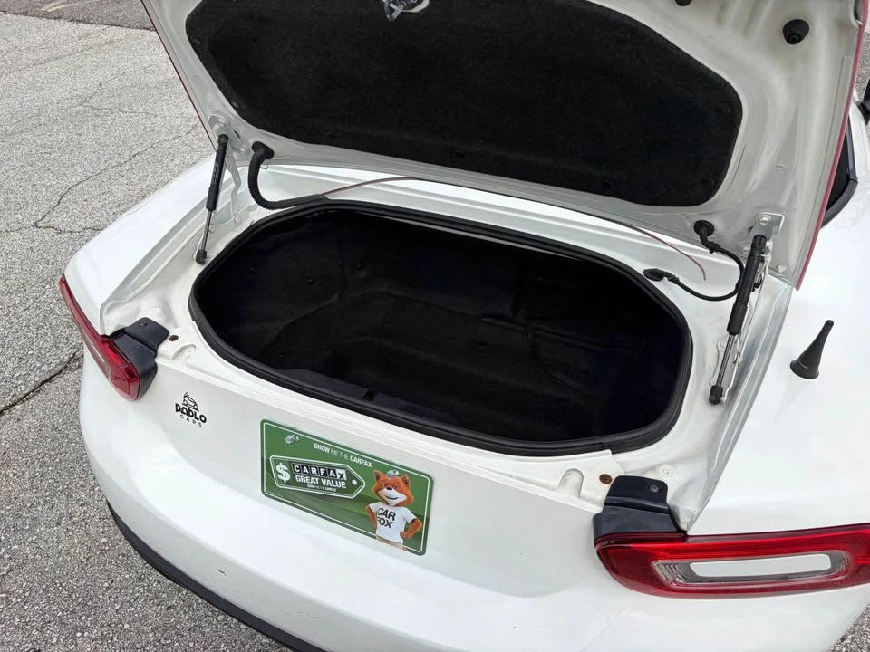 2019 Fiat 124 Spider - Image 8 of 20