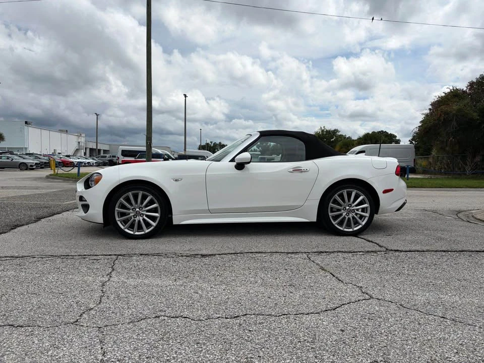 2019 Fiat 124 Spider - Image 5 of 20