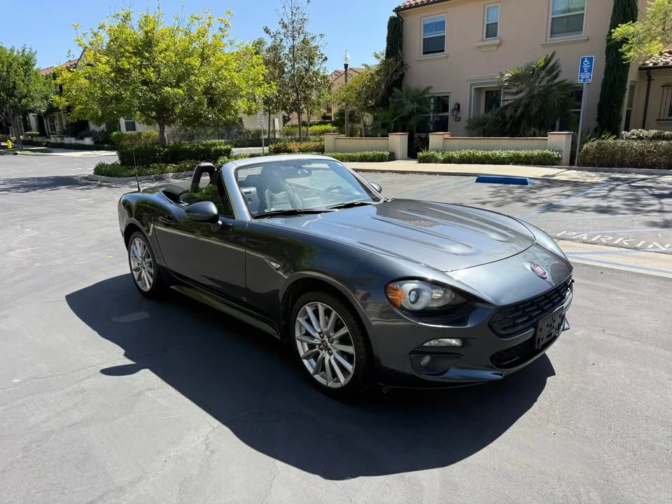 2019 Fiat 124 Spider - Image 3 of 13