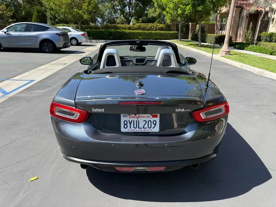 2019 Fiat 124 Spider - Image 6 of 13