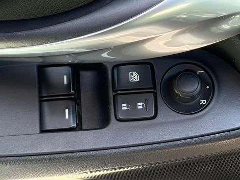 2019 Fiat 124 Spider - Image 8 of 12