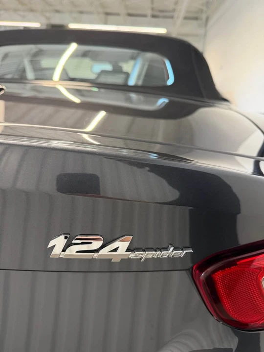 2019 Fiat 124 Spider - Image 7 of 7