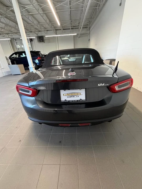 2019 Fiat 124 Spider - Image 6 of 7