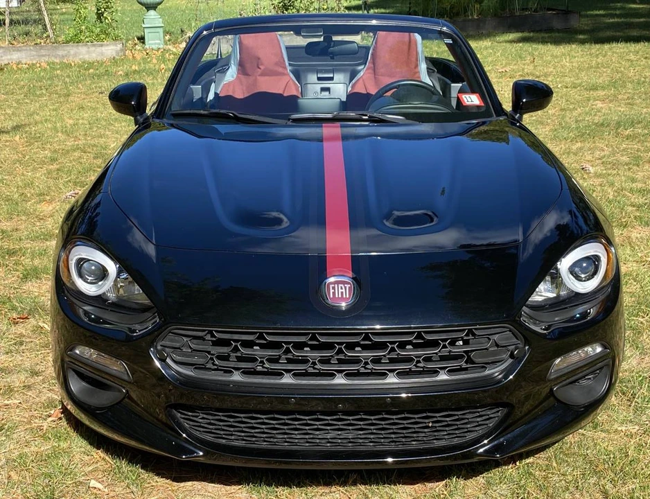 2019 Fiat 124 Spider - Image 2 of 10