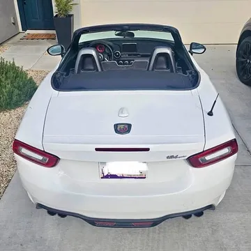 2019 Fiat 124 Spider Abarth