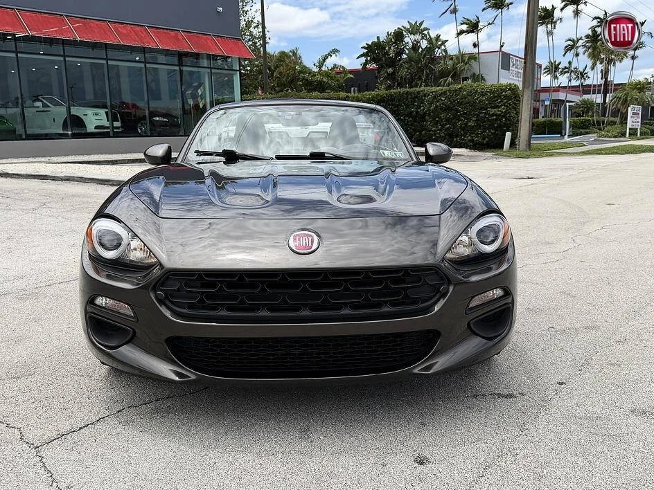 2019 Fiat 124 Spider - Image 8 of 18