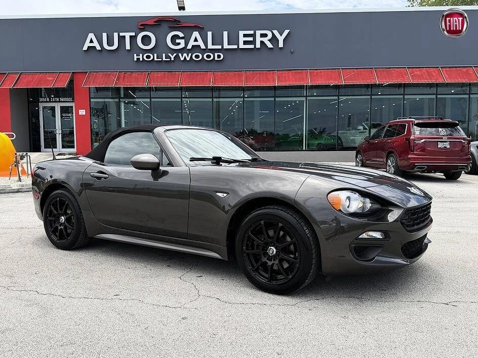 2019 Fiat 124 Spider - Image 2 of 18