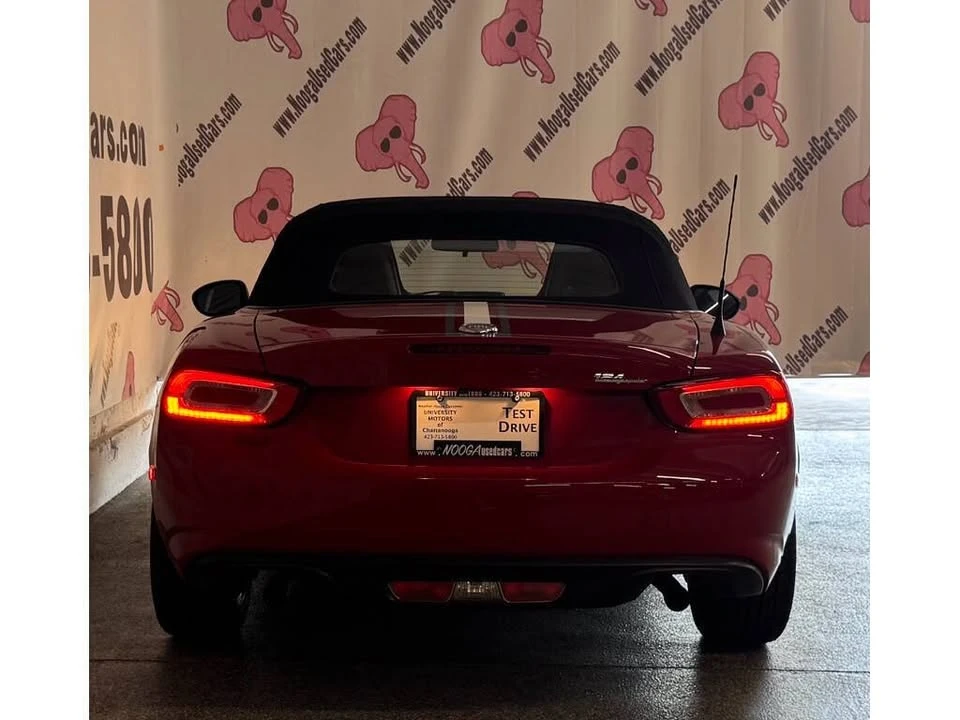 2019 Fiat 124 Spider - Image 12 of 20