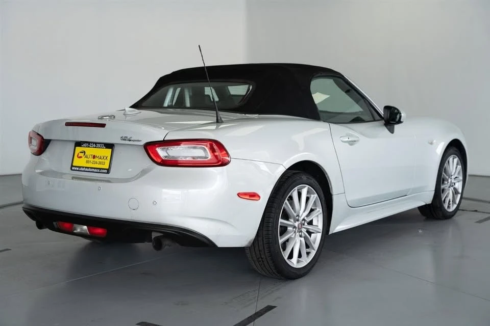 2019 Fiat 124 Spider - Image 6 of 16