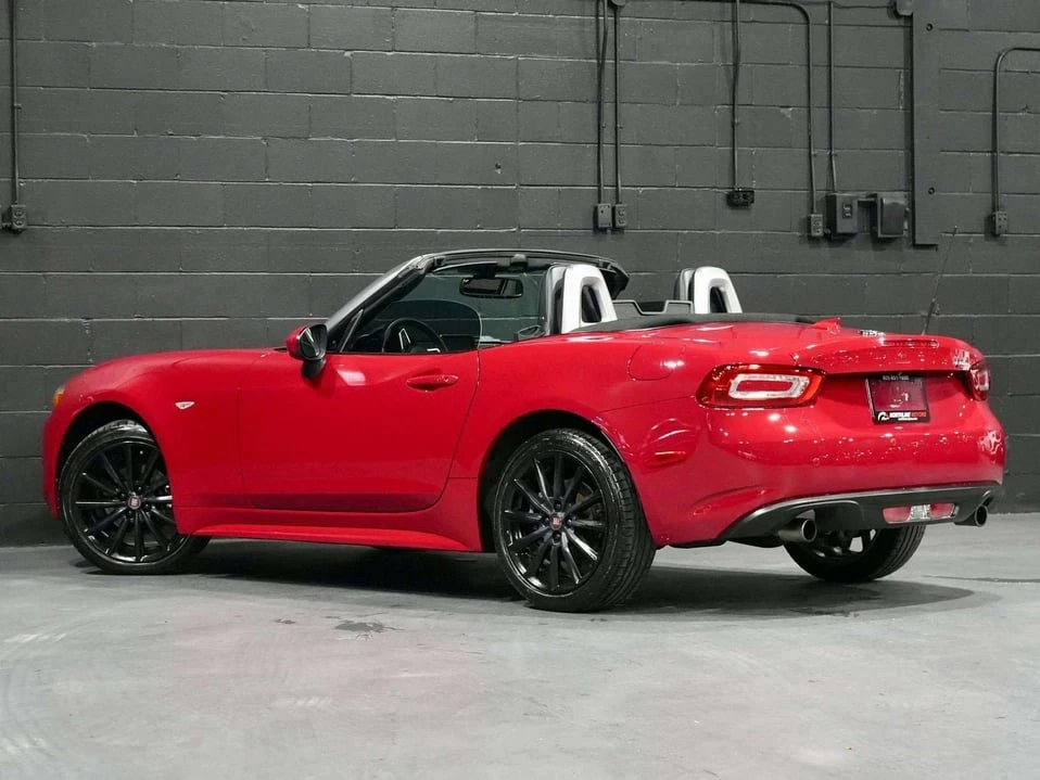 2019 Fiat 124 Spider - Image 9 of 20