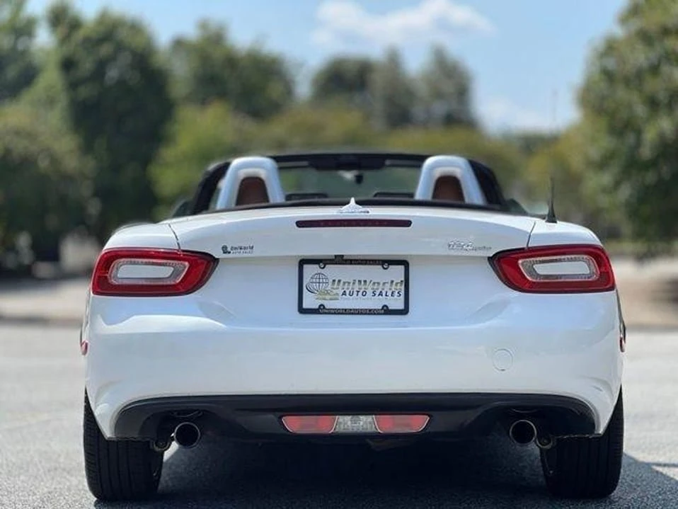2019 Fiat 124 Spider - Image 14 of 20