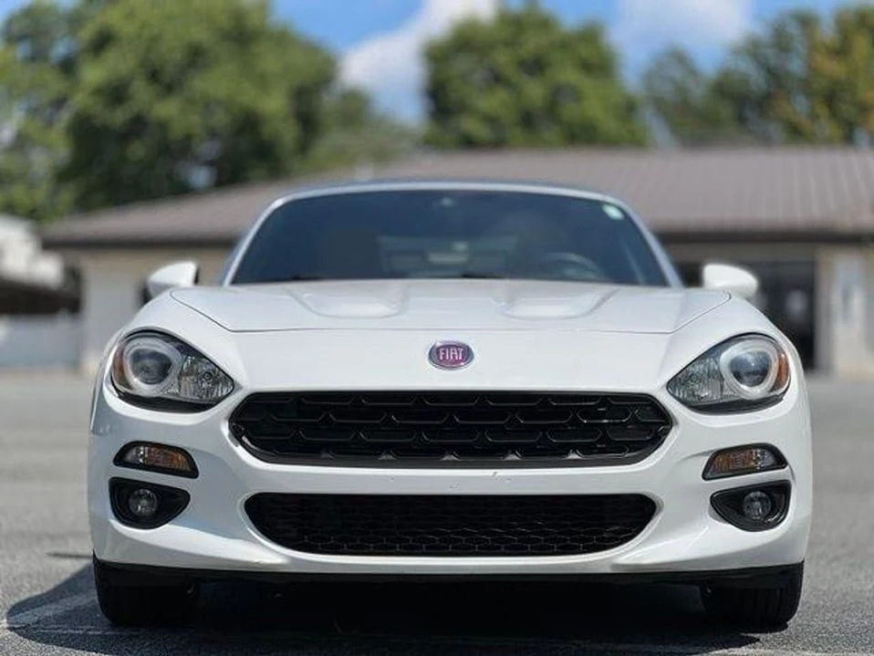 2019 Fiat 124 Spider - Image 2 of 20