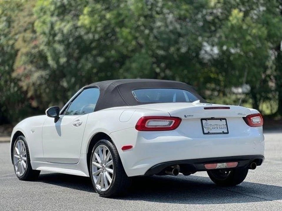 2019 Fiat 124 Spider - Image 7 of 20