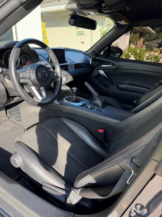 2019 Fiat 124 Spider - Image 14 of 20