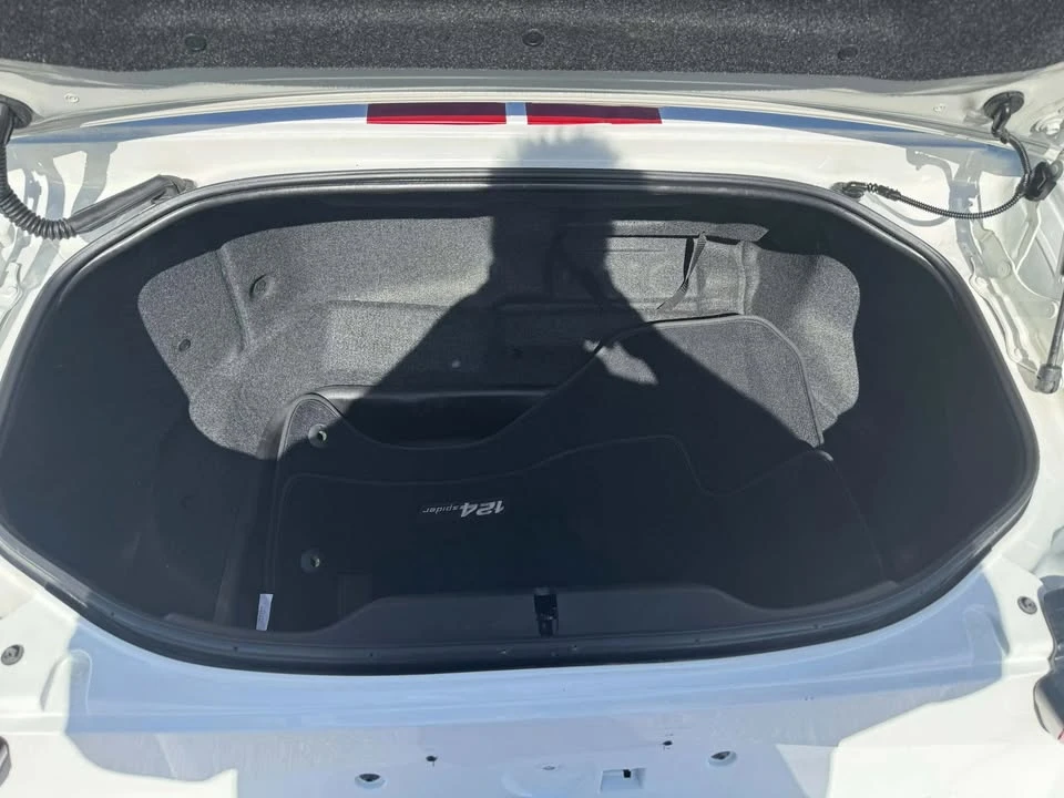 2019 Fiat 124 Spider - Image 17 of 17