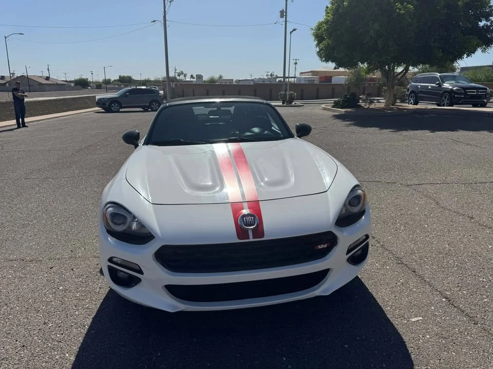 2019 Fiat 124 Spider - Image 12 of 17