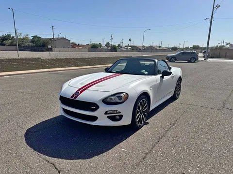 2019 Fiat 124 Spider Urbana Edition Convertible 2D