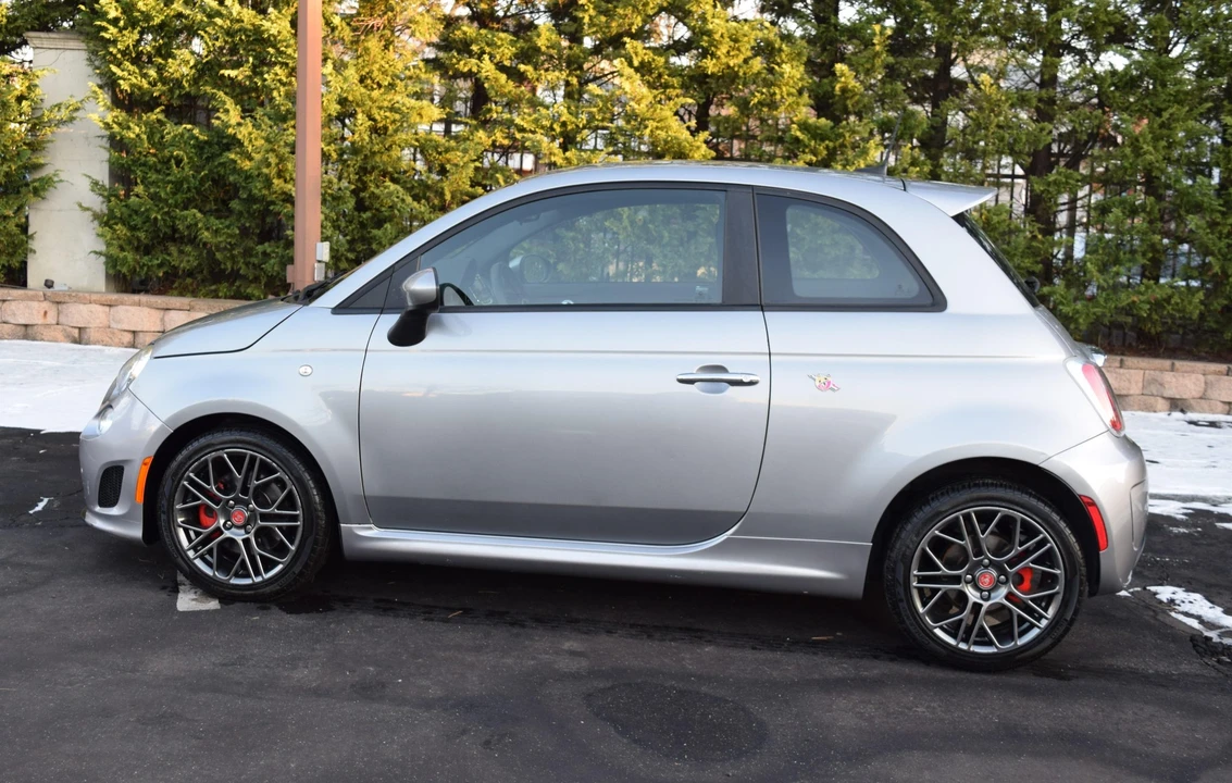 2019 Fiat Abarth 500 - Image 4 of 31