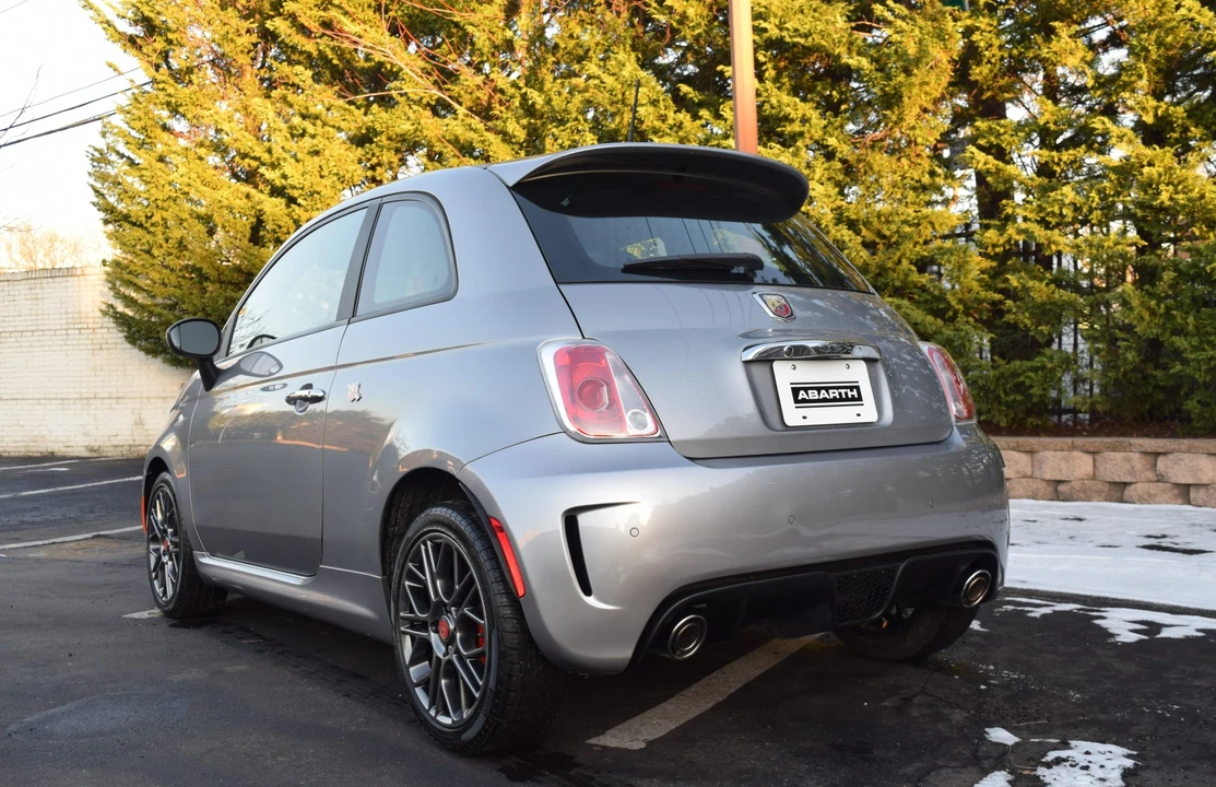 2019 Fiat Abarth 500 - Image 5 of 31