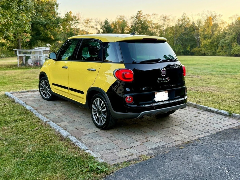 2019 Fiat 500 - Image 2 of 2