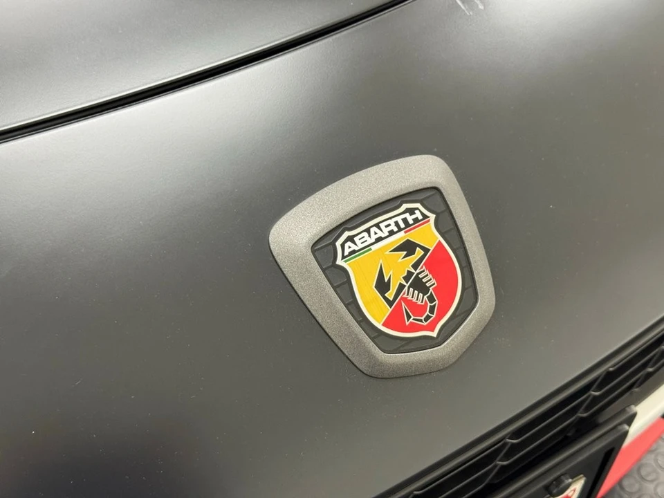 2019 Fiat 124 Spider - Image 12 of 21