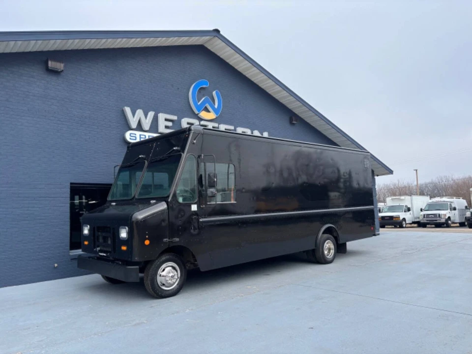 2019 Ford Econoline Van - Image 5 of 12