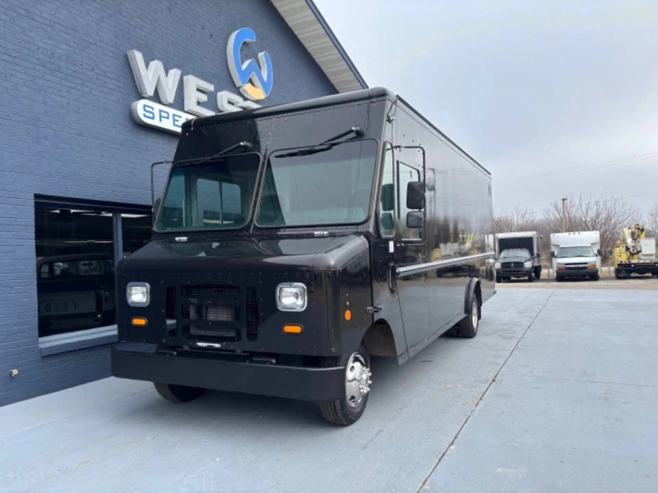 2019 Ford Econoline Van - Image 4 of 12