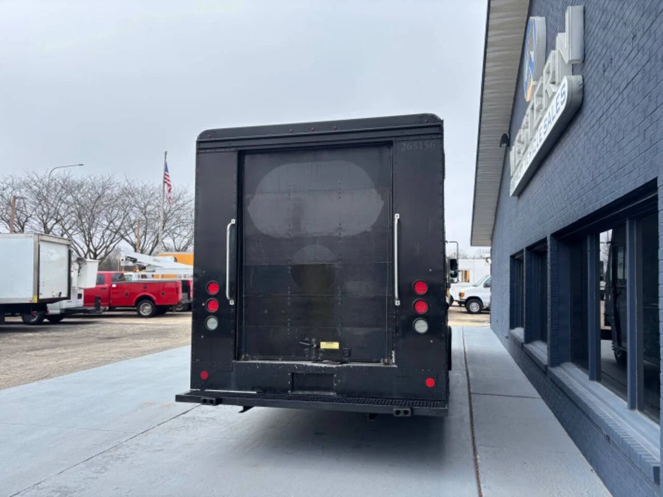 2019 Ford Econoline Van - Image 6 of 12