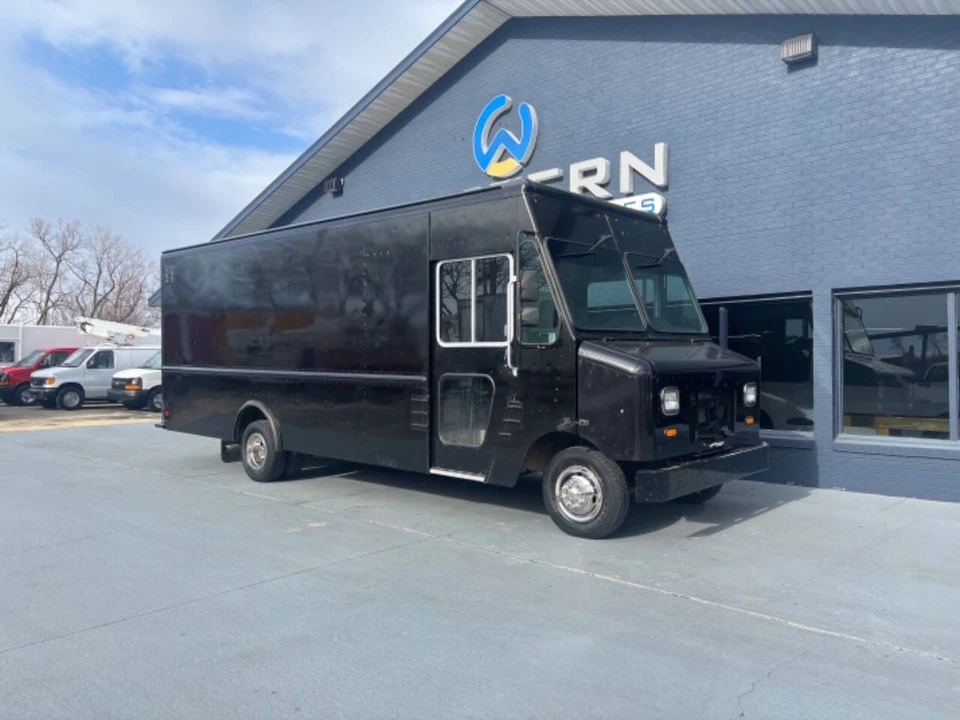 2019 Ford Econoline Van - Image 12 of 12