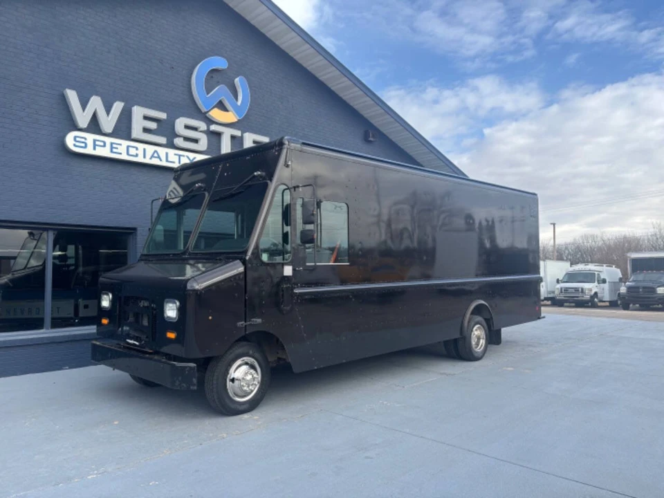 2019 Ford Econoline Van - Image 4 of 12