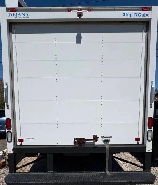 2019 Ford Econoline Van - Image 7 of 12